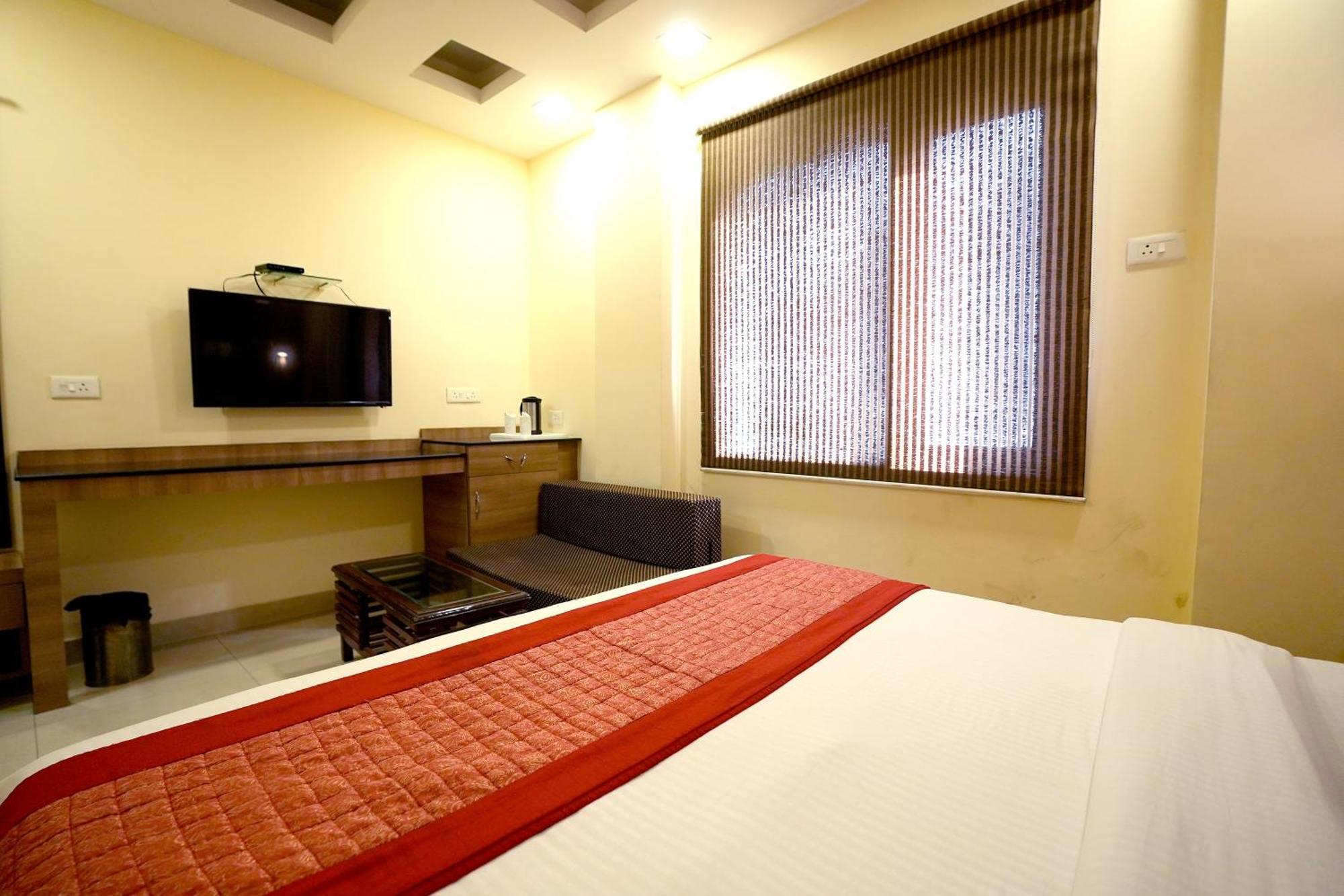 Hotel Silver Stone - Karol Bagh New 3*